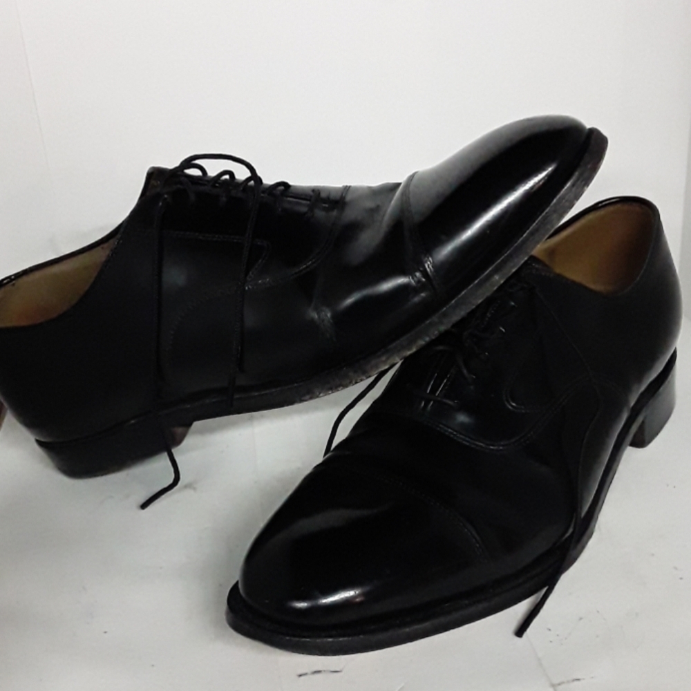 Johnston & murphy black dress shoes mens size 10